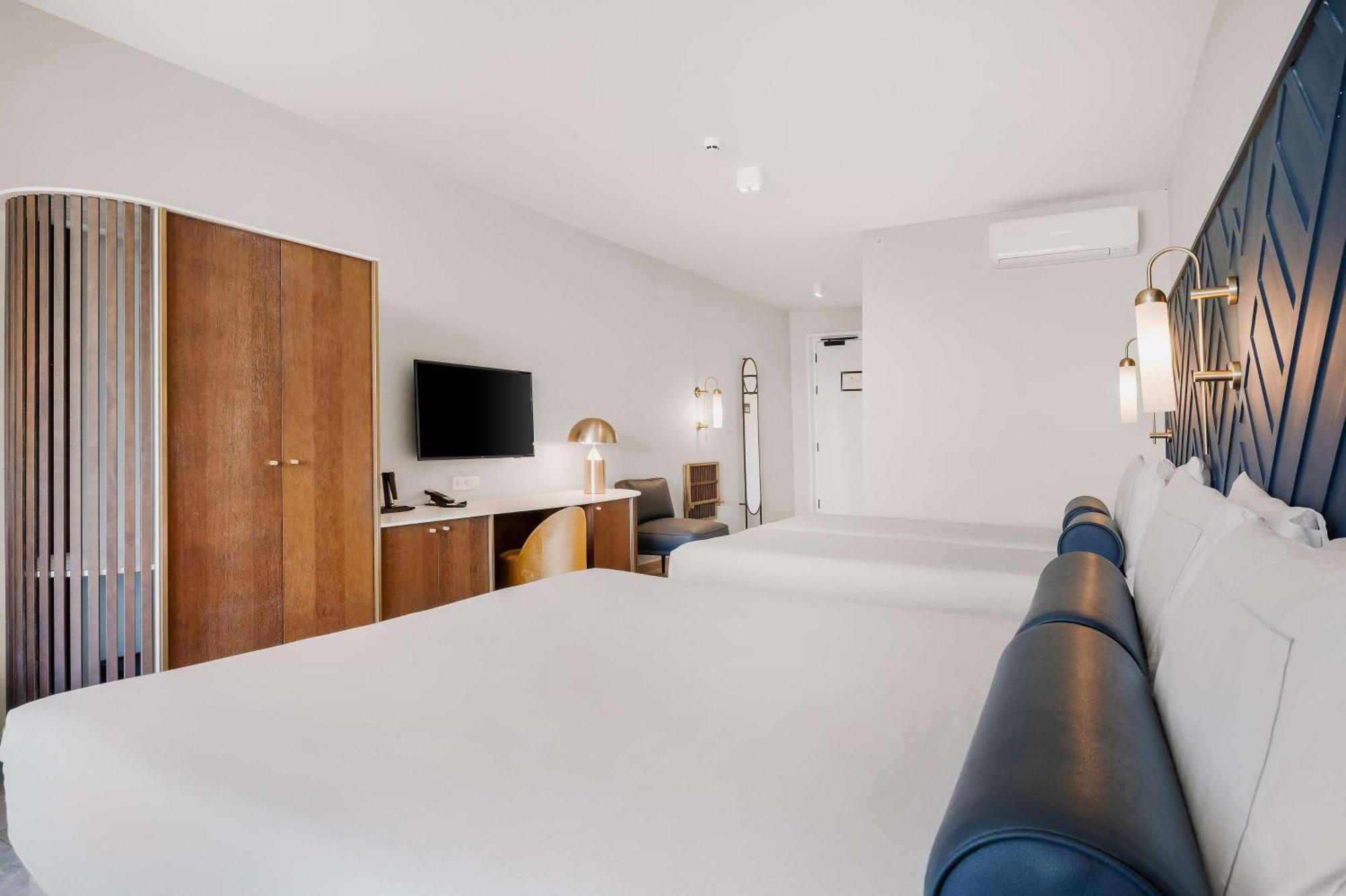 Mangrove Beach Corendon Curacao All-Inclusive Resort, Curio By Hilton ウィレムスタッド エクステリア 写真