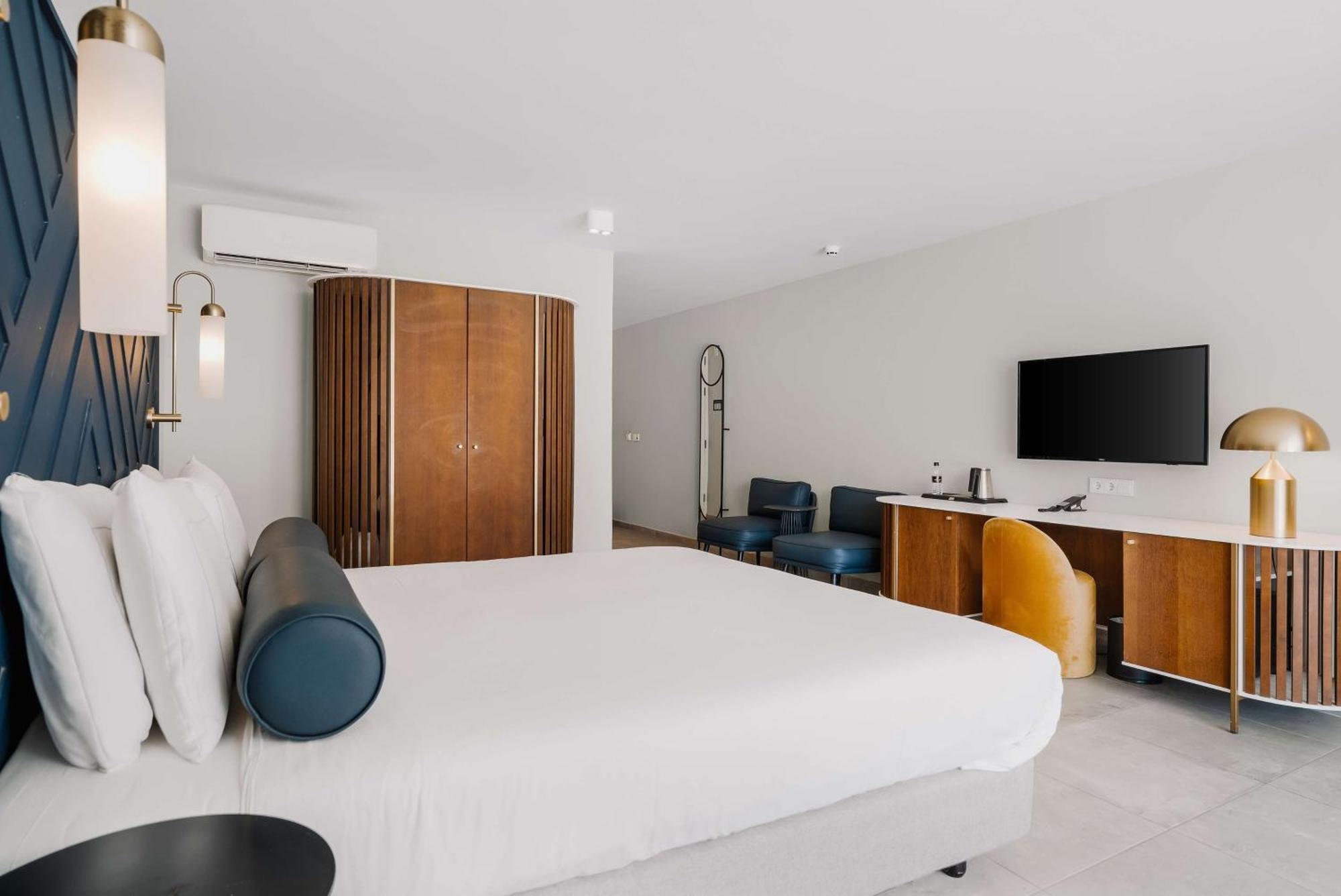 Mangrove Beach Corendon Curacao All-Inclusive Resort, Curio By Hilton ウィレムスタッド エクステリア 写真