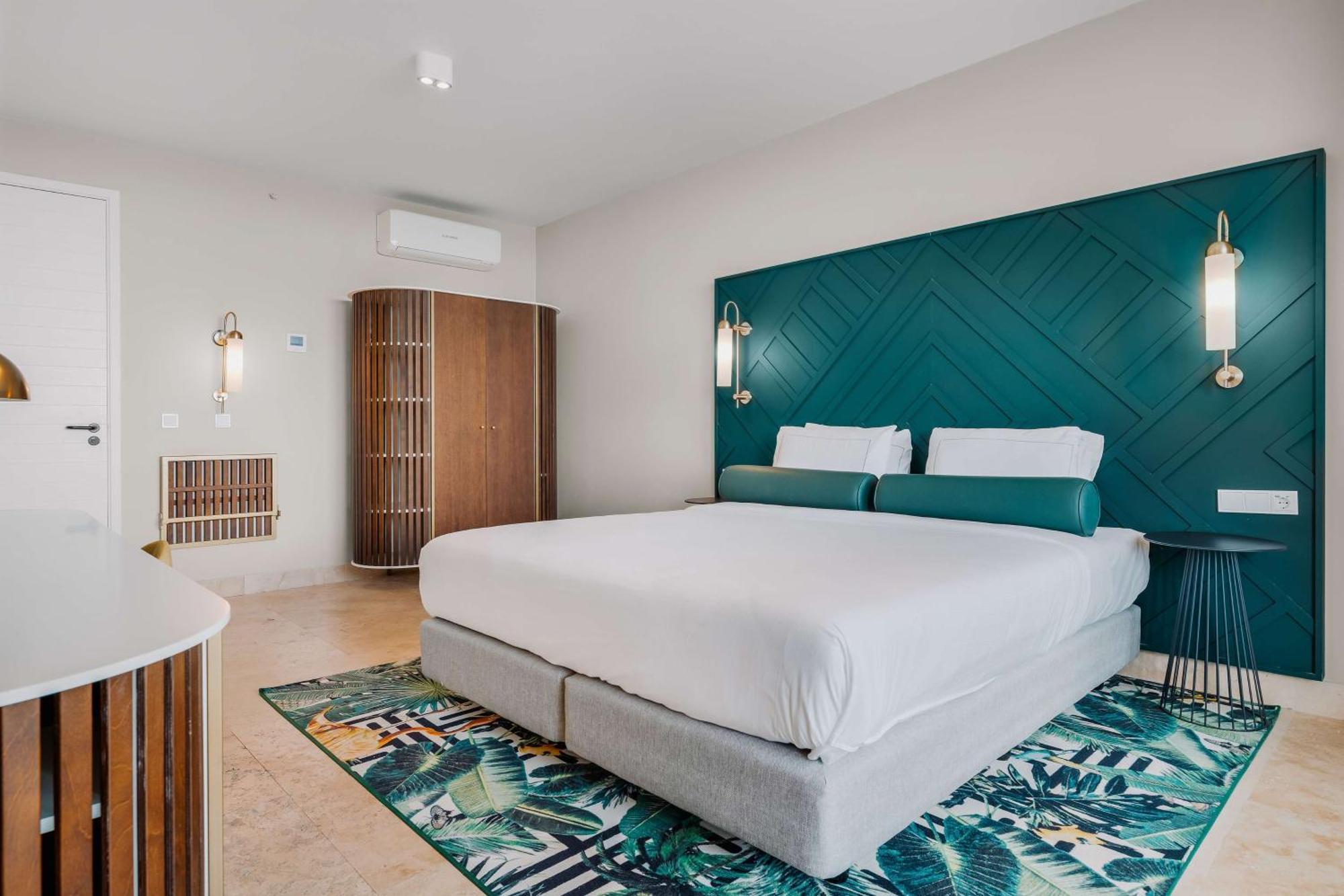 Mangrove Beach Corendon Curacao All-Inclusive Resort, Curio By Hilton ウィレムスタッド エクステリア 写真