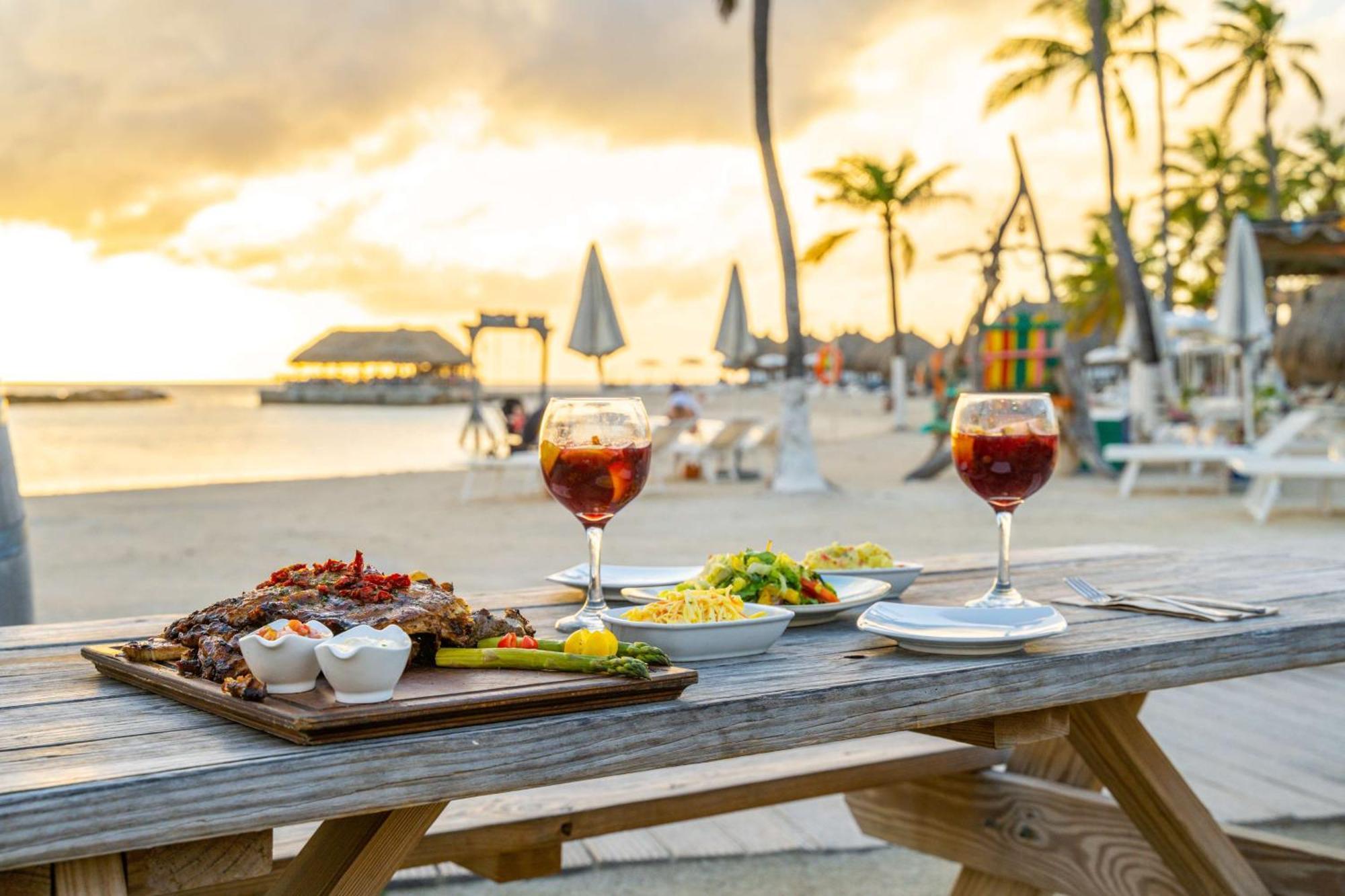 Mangrove Beach Corendon Curacao All-Inclusive Resort, Curio By Hilton ウィレムスタッド エクステリア 写真