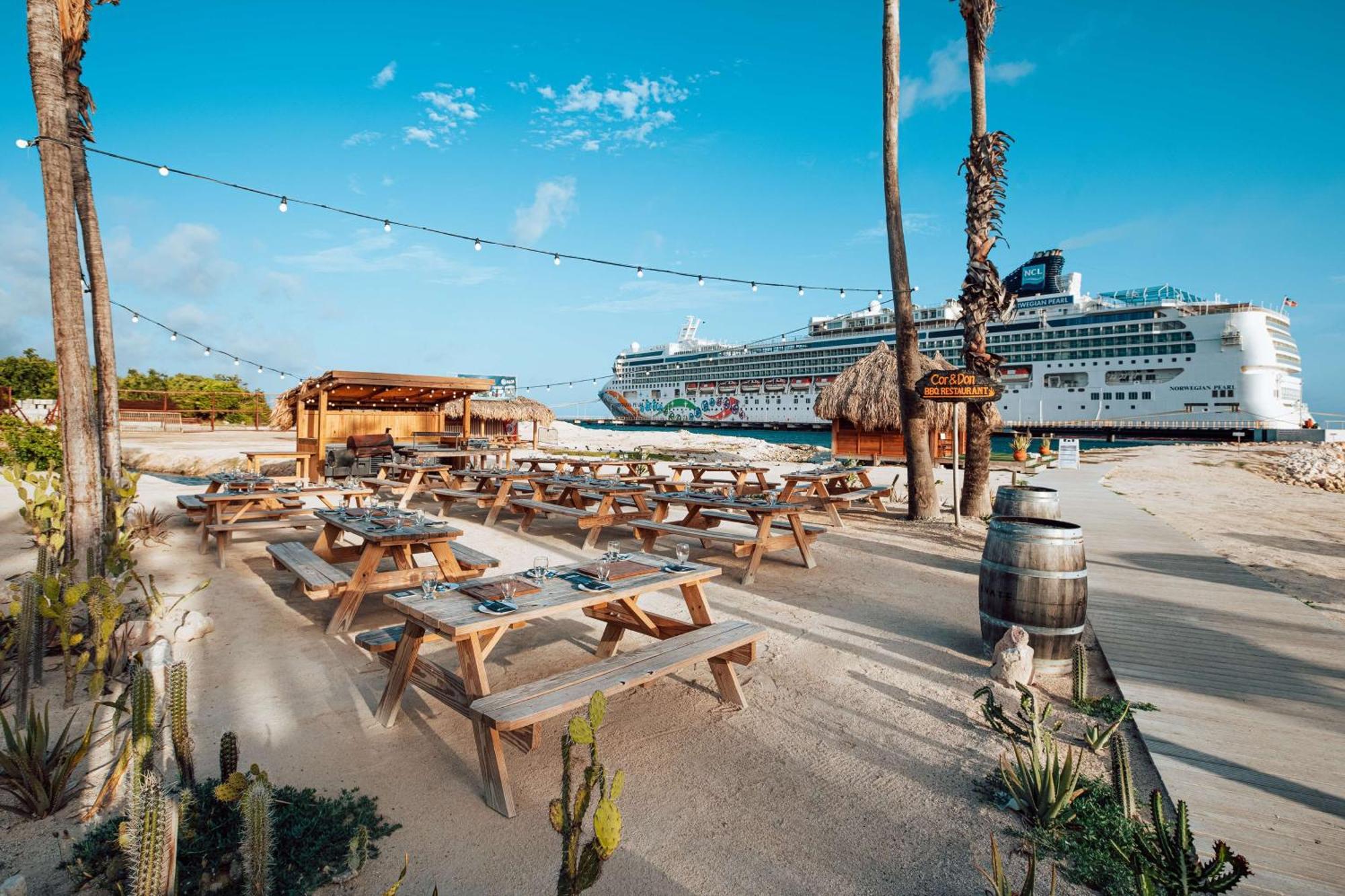 Mangrove Beach Corendon Curacao All-Inclusive Resort, Curio By Hilton ウィレムスタッド エクステリア 写真