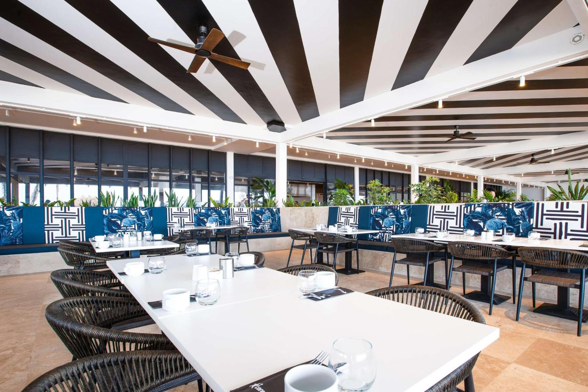 Mangrove Beach Corendon Curacao All-Inclusive Resort, Curio By Hilton ウィレムスタッド エクステリア 写真